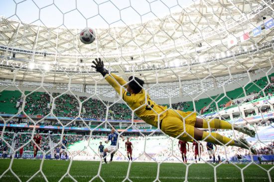 乒乓球队的 乒乓球队的